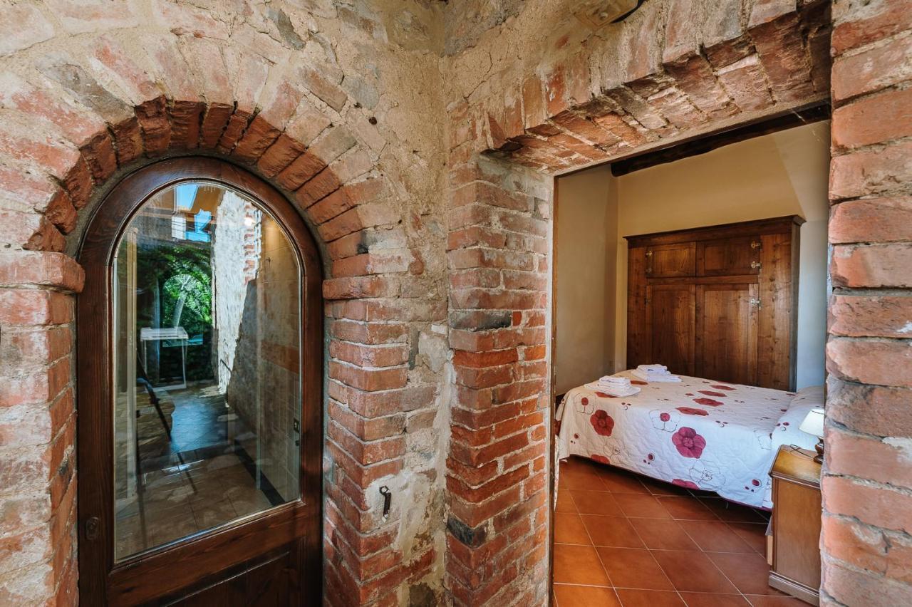 Borgo Villa A Sesta San Gusme Exterior foto