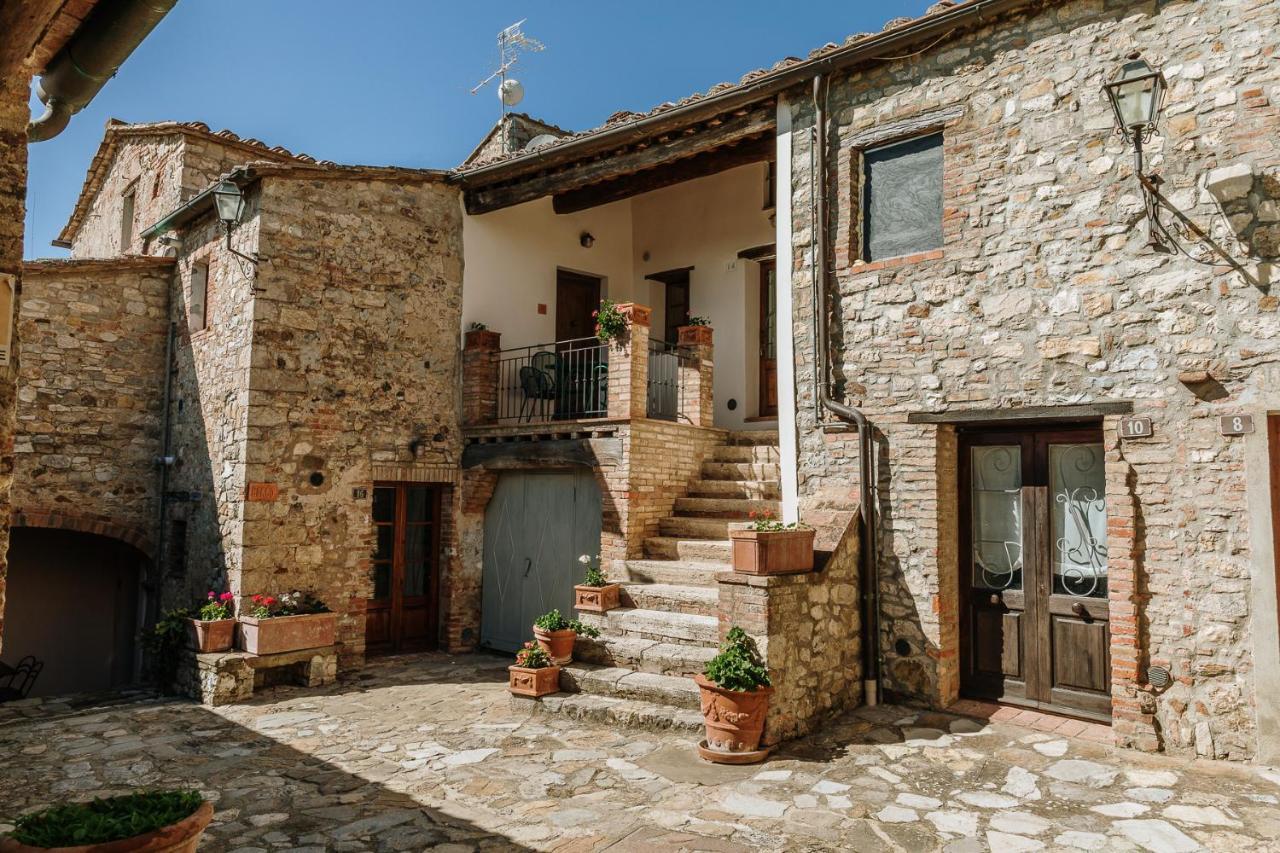 Borgo Villa A Sesta San Gusme Exterior foto