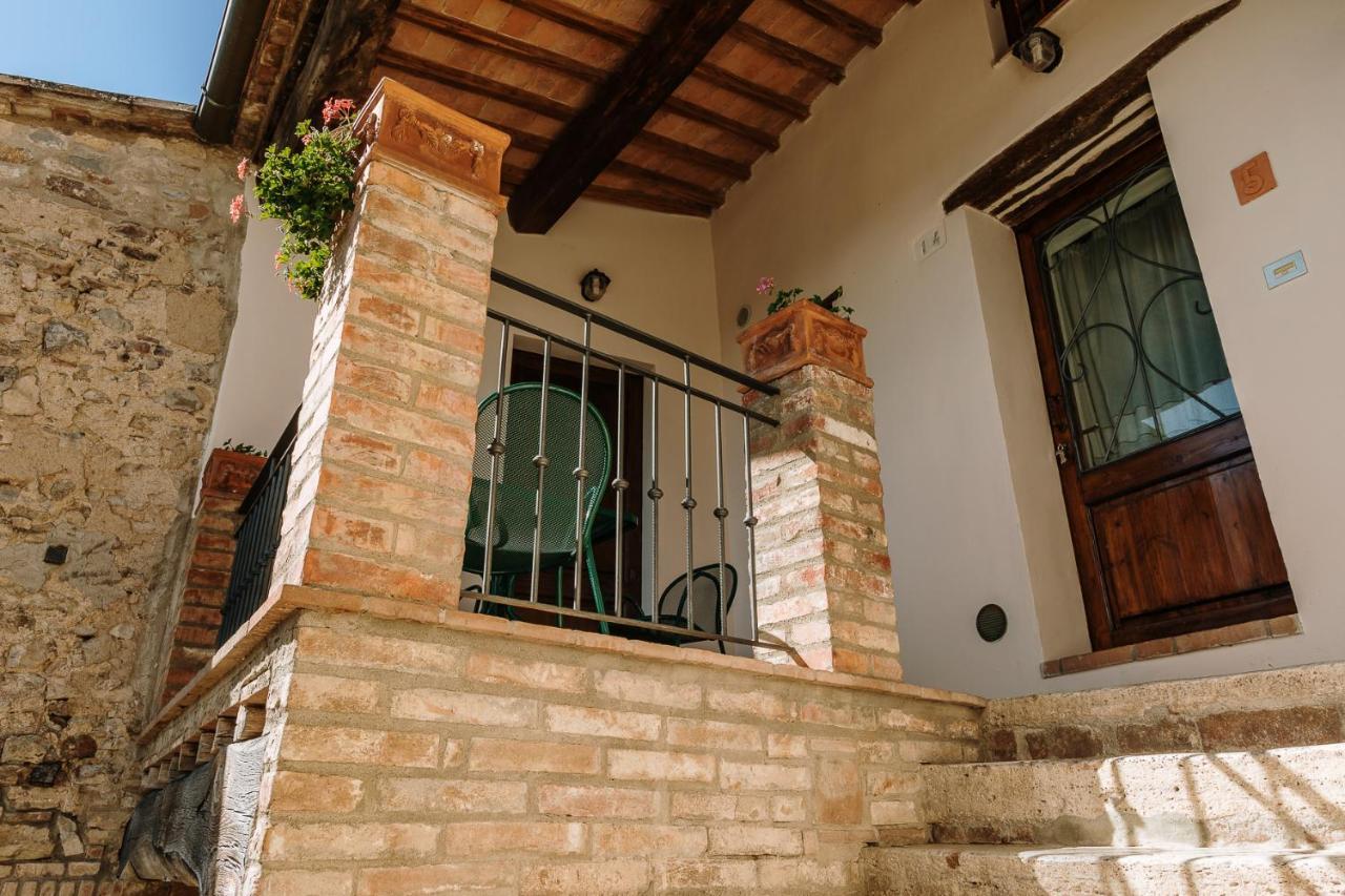 Borgo Villa A Sesta San Gusme Exterior foto